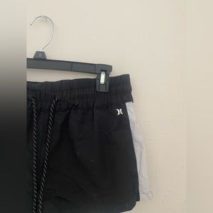Hurley Women’s Supersuede Black Boardshorts - size small